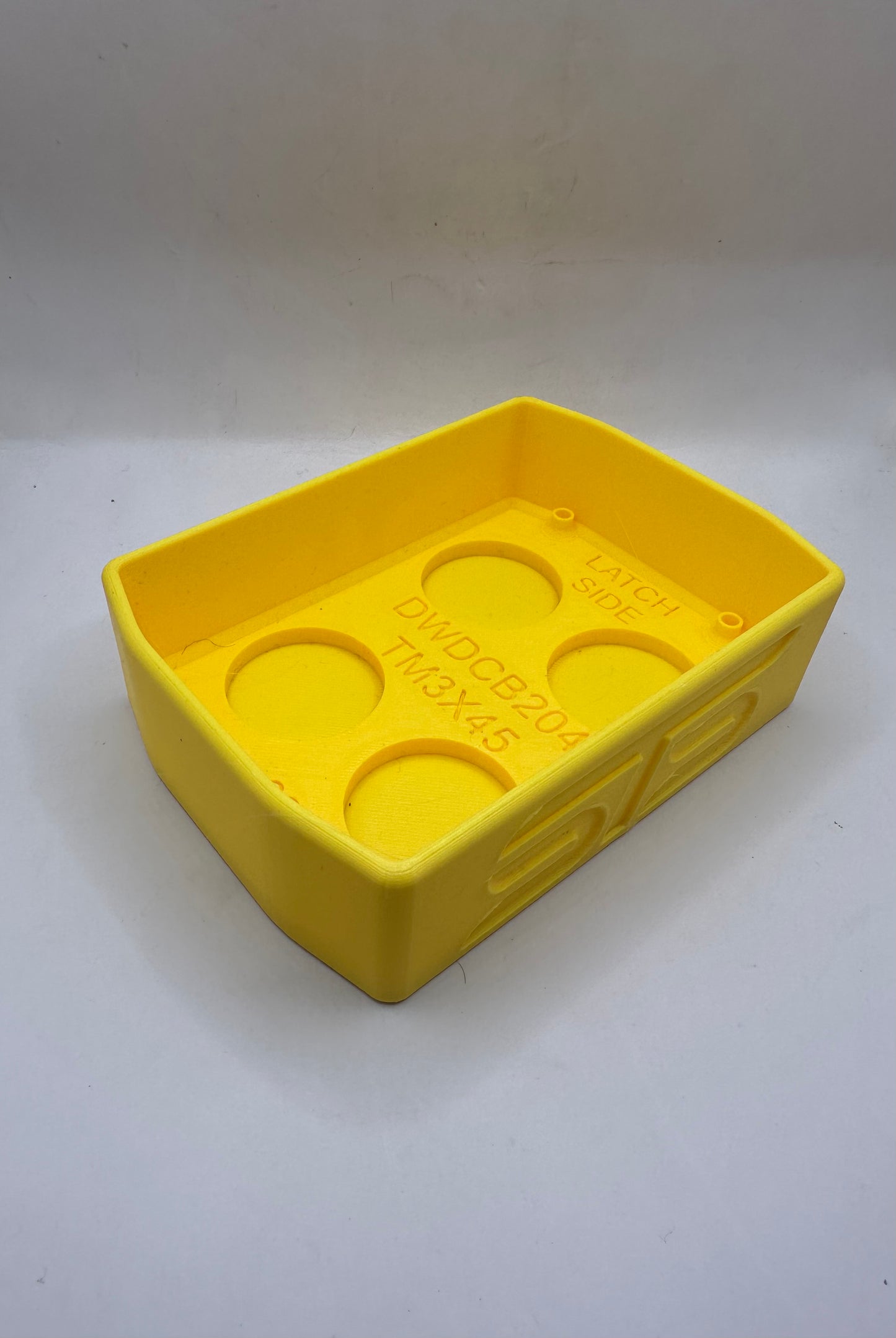 STS Auto Design DWDCB204 – Dewalt 20V 4.0Ah DCB204 Magnetic Battery