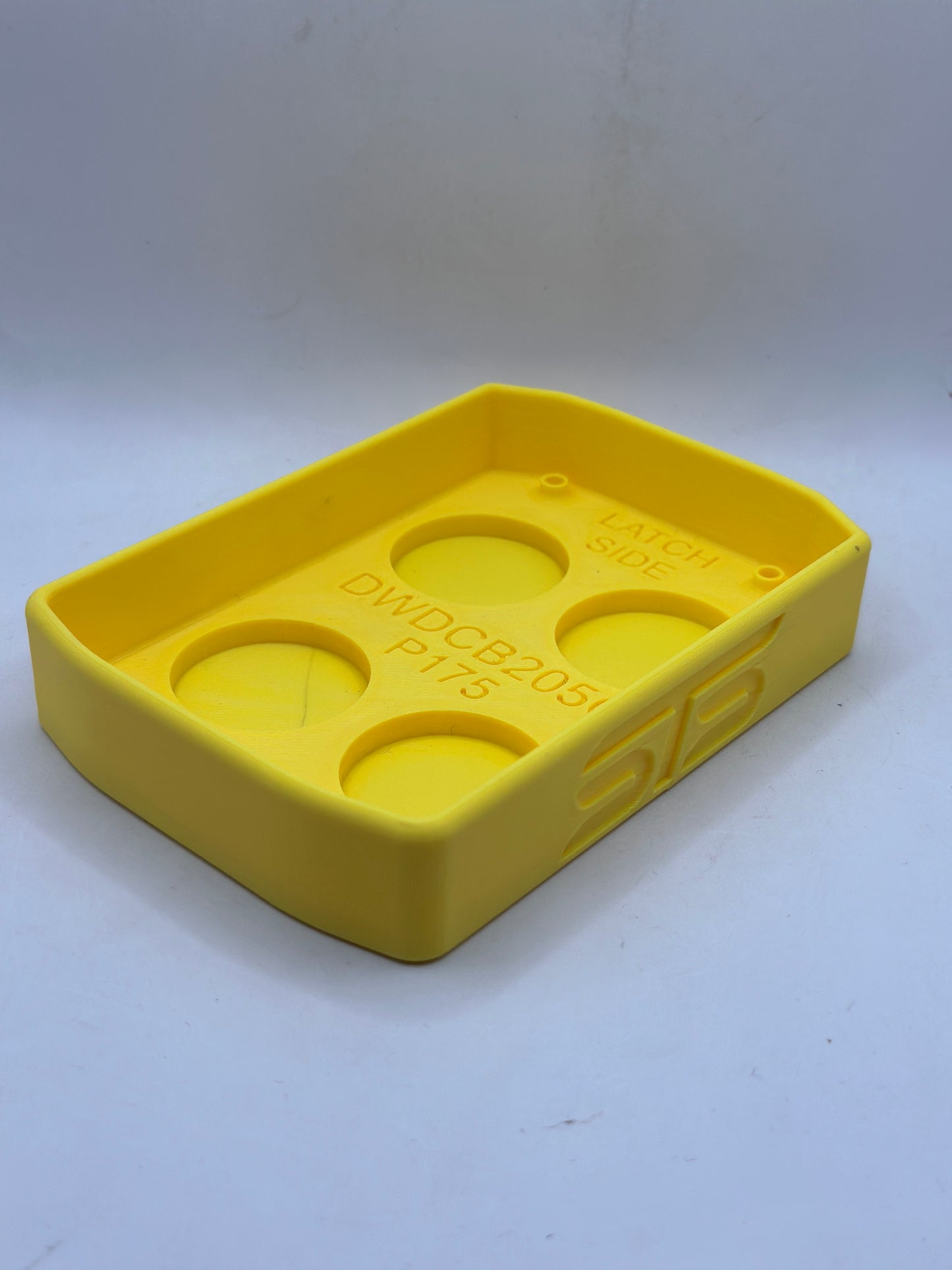 STS Auto Design DWDCB205G - DCB205G/MB204 Magnetic Battery Cover