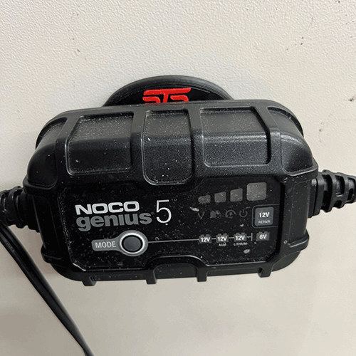 STS Auto Design NOG5 – NOCO Genius 5 Magnetic Charger Plate