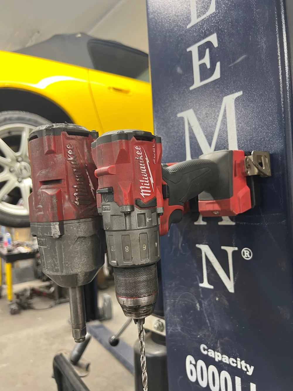 STS Auto Design Tools STSMW18TH – Magnetic Dual Tool Holder for Milwaukee M18 Drills & Impact Guns
