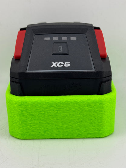 STS Auto Design Tools MW18HXSO — Milwaukee M18 HIGH OUTPUT XC5.0 Slip-On Magnetic Battery Cover