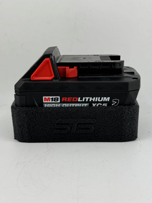 STS Auto Design Tools MW18HXSO — Milwaukee M18 HIGH OUTPUT XC5.0 Slip-On Magnetic Battery Cover