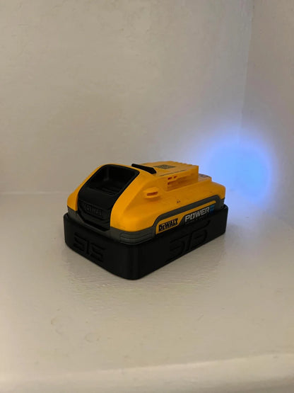 STS Auto Design DWDCBP520 - Dewalt 20V 5.0Ah Powerstack Magnetic Battery Cover