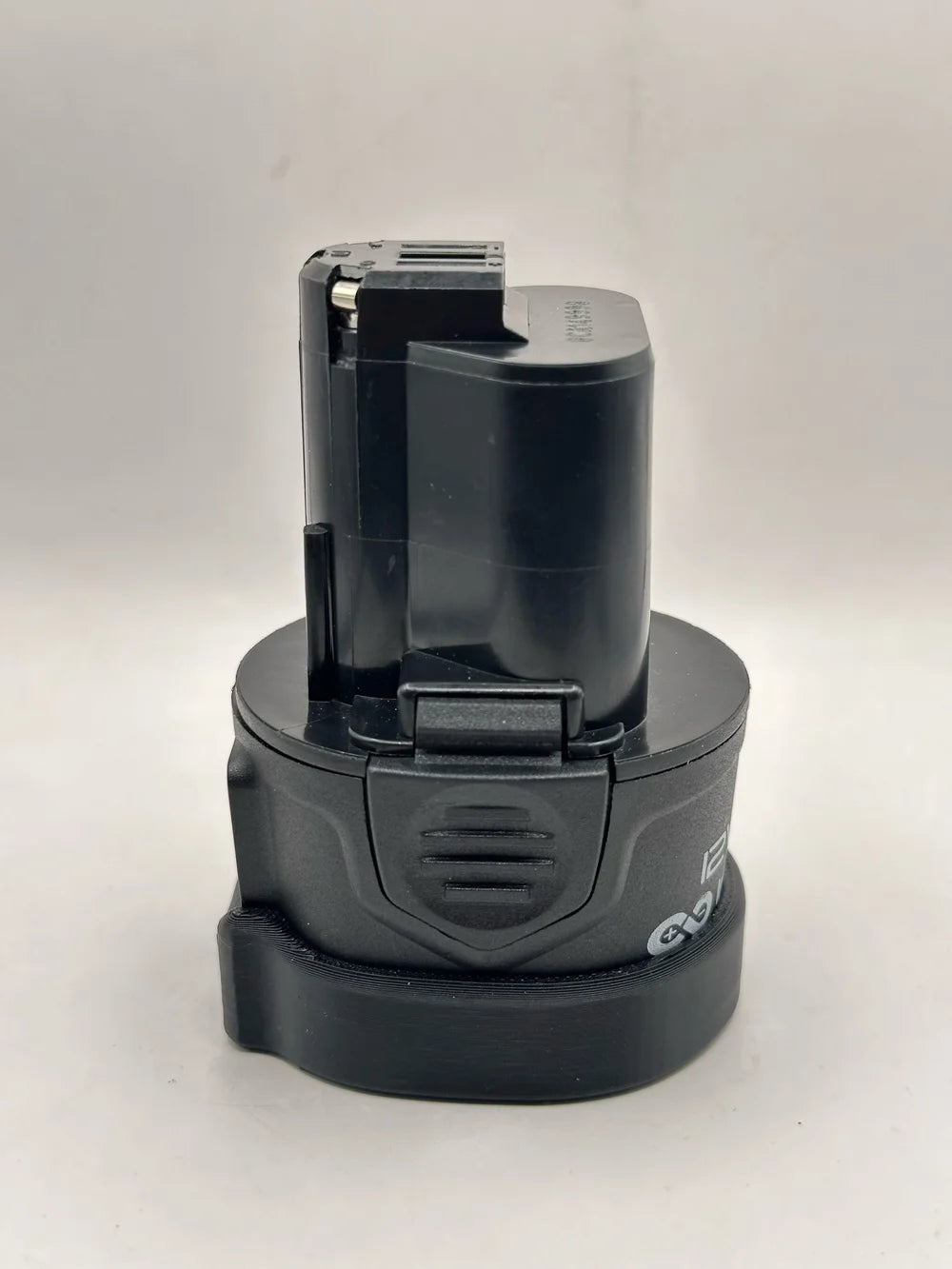 STS Auto Design MT1225 – Matco 12V 2.5Ah Infinium Magnetic Battery Cover