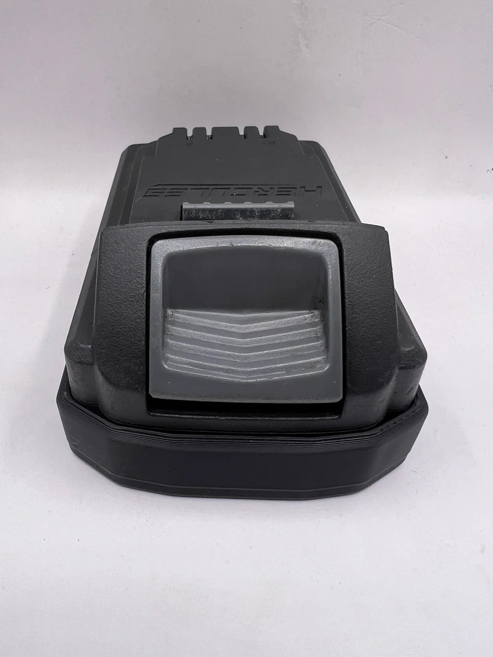 STS Auto Design HC2025 – Hercules 20V 2.5Ah Magnetic Battery Cover