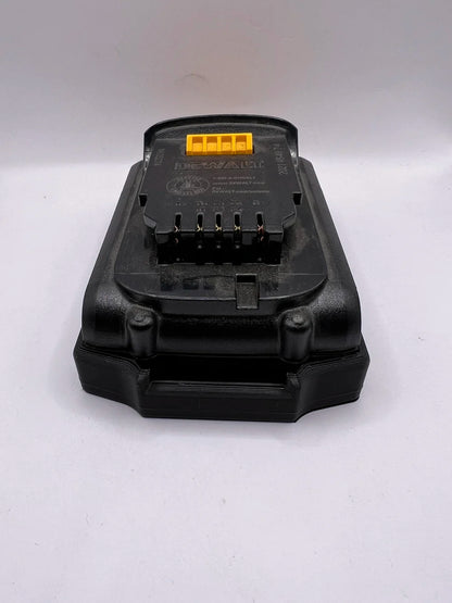 STS Auto Design DCB201 – Dewalt 20V 2.0Ah (DCB201/DCB203) Magnetic Battery Cover