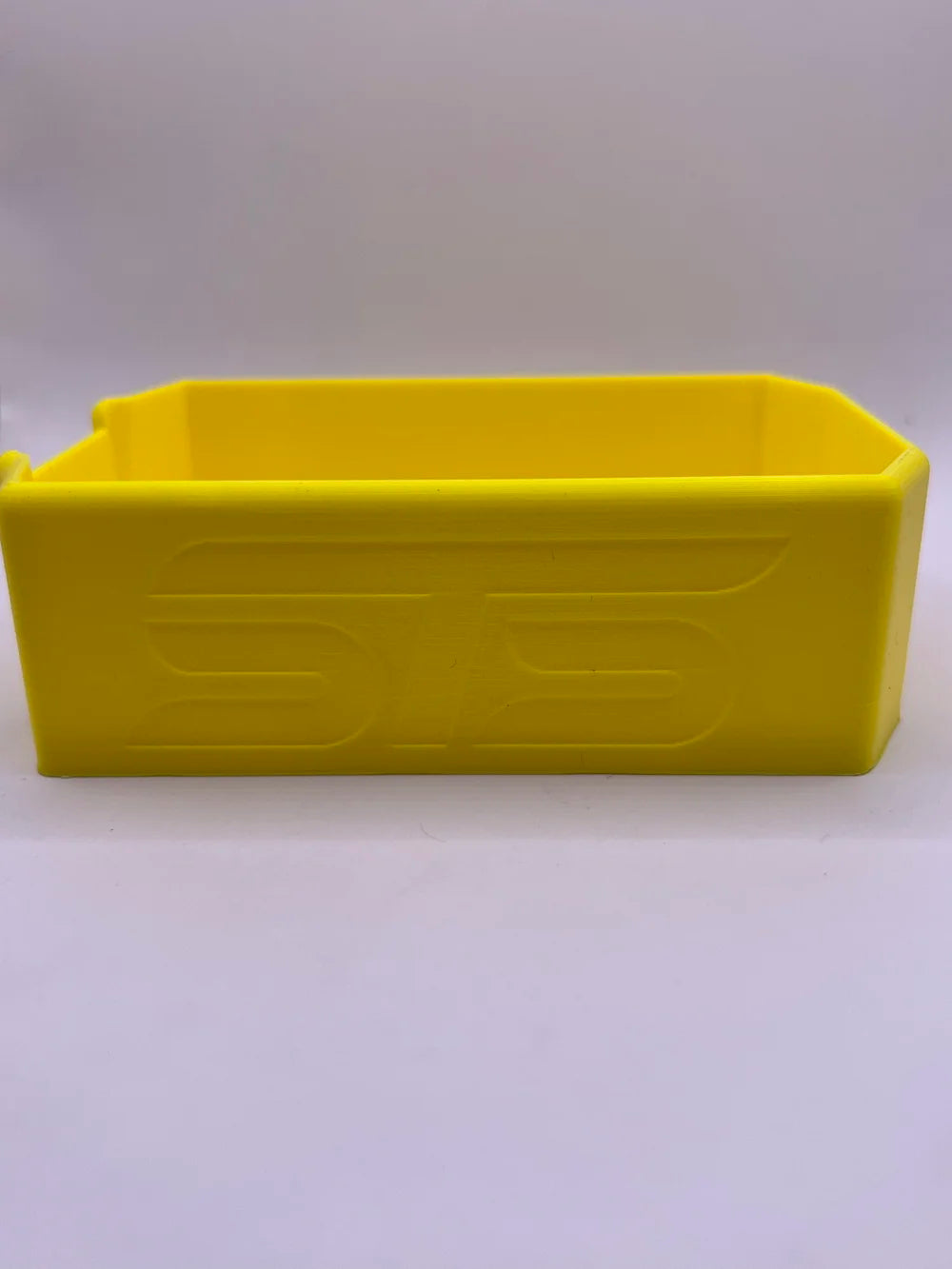 STS Auto Design DWDCB205 - Dewalt 20V 5Ah Magnetic Battery Cover