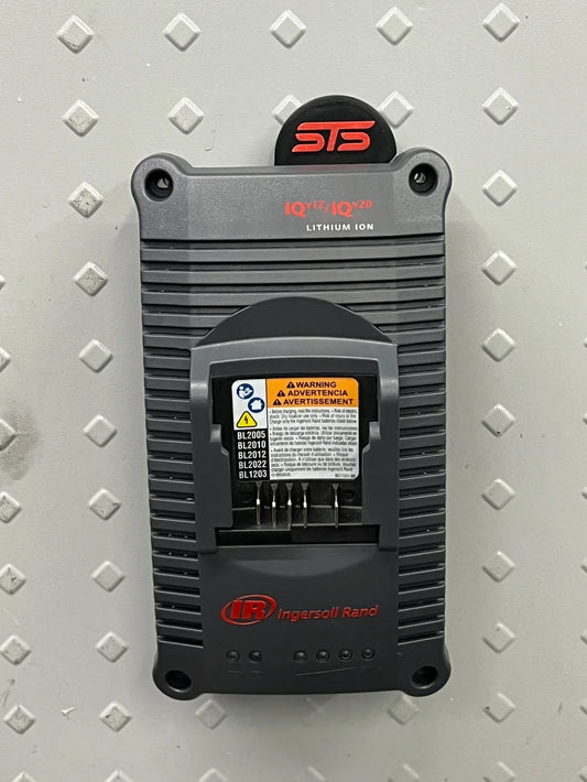 STS Auto Design Tools IR1220IQCH - Ingersoll Rand Magnetic Combo Charger Holder