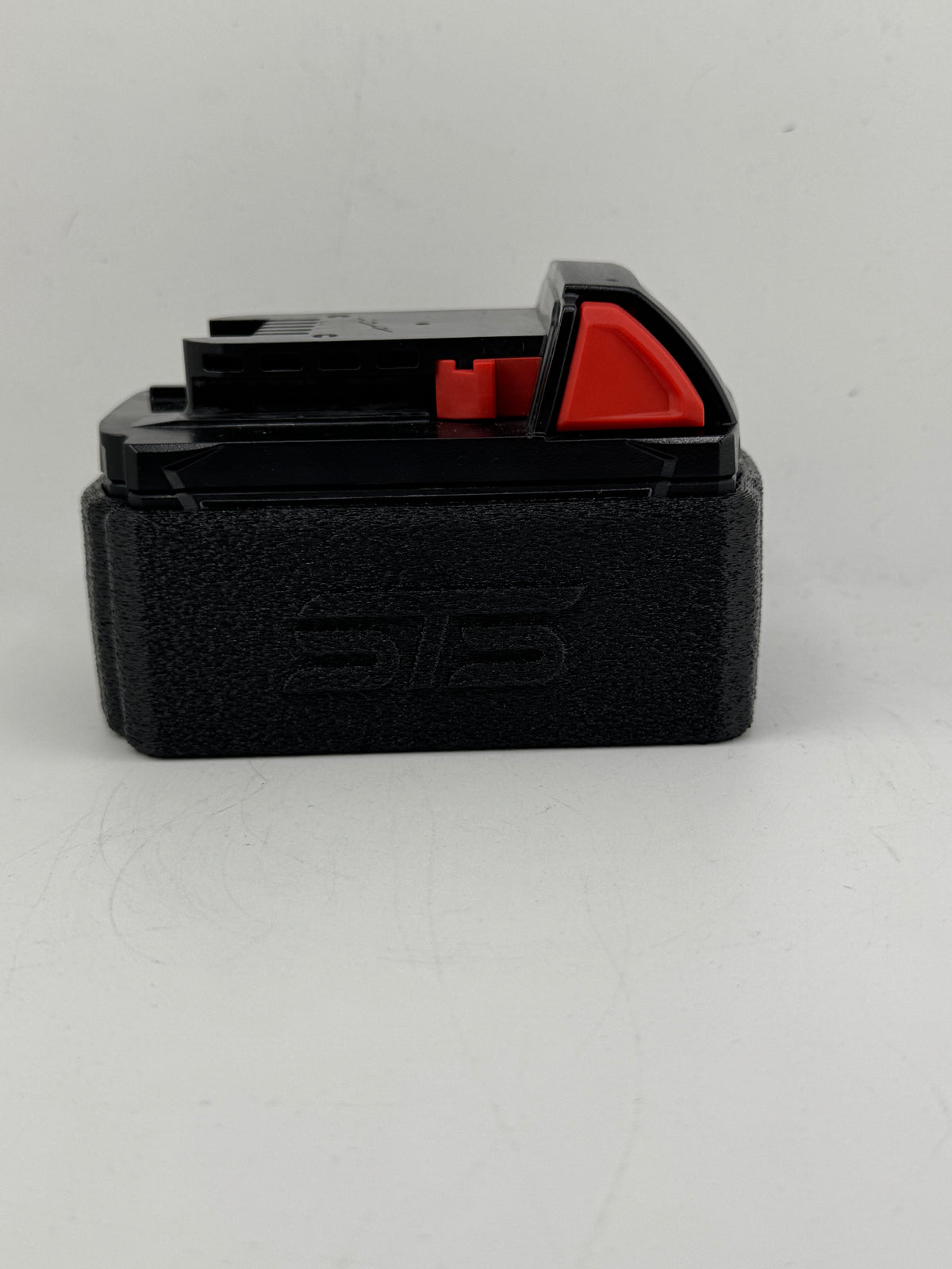 STS Auto Design Tools MW18XCSO — Milwaukee M18 XC Slip-On Magnetic Battery Cover