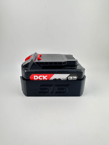 STS Auto Design Tools DCK2040 – DCK 20V 4Ah Magnetic Battery Cover