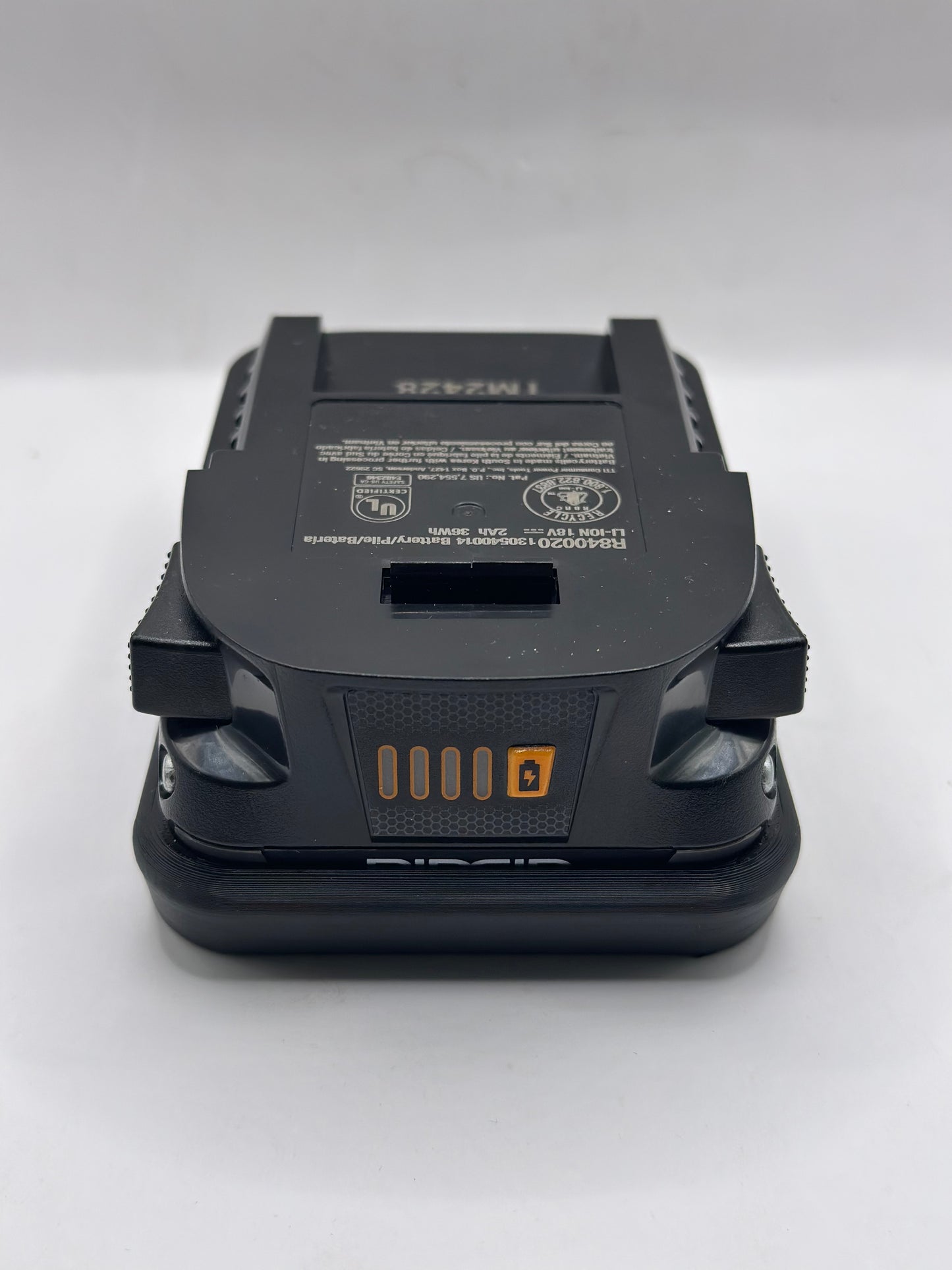 STS Auto Design RG1820 - Ridgid Magnetic Battery Cover