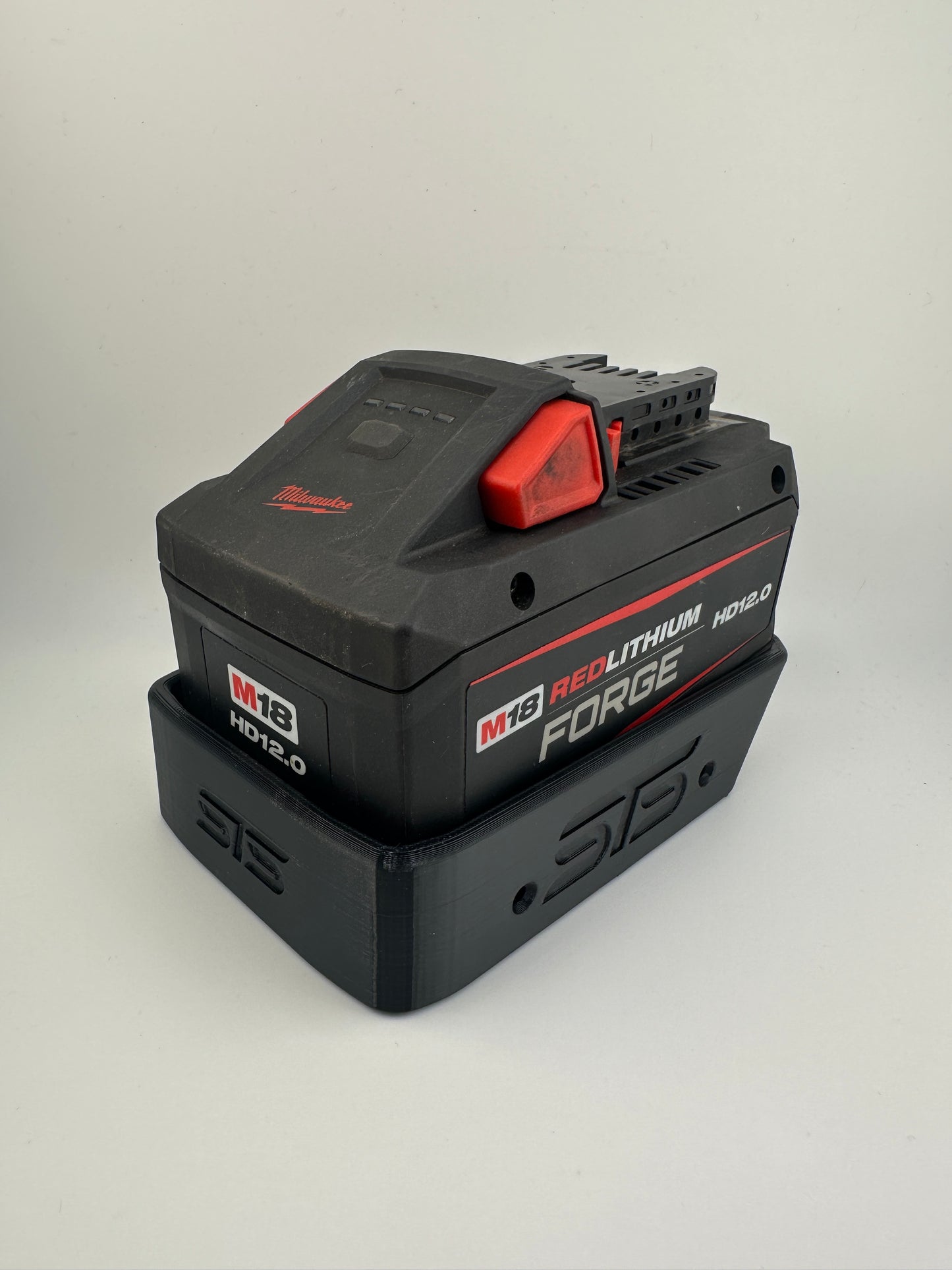 STS Auto Design MW1812FT – Flexible Milwaukee M18 12.0 Forge Magnetic Battery Cover