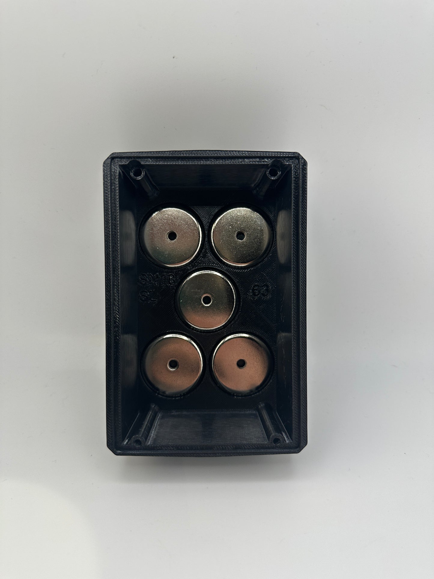 STS Auto Design SN18SLT – Flexible Magnetic Bottom for Snap-On 18V Side Latch Batteries