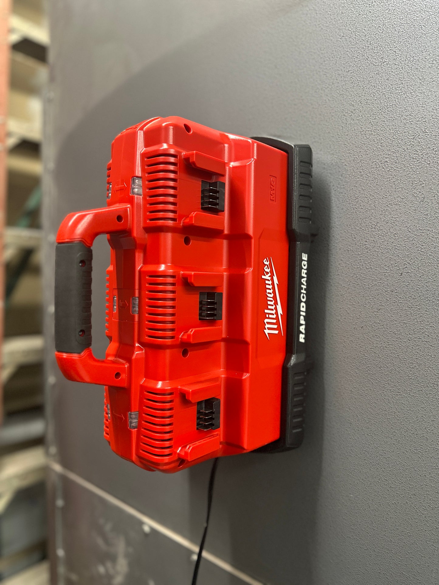 STS Auto Design MW1218RCS – Milwaukee Rapid Charging Station Magnetic Plate