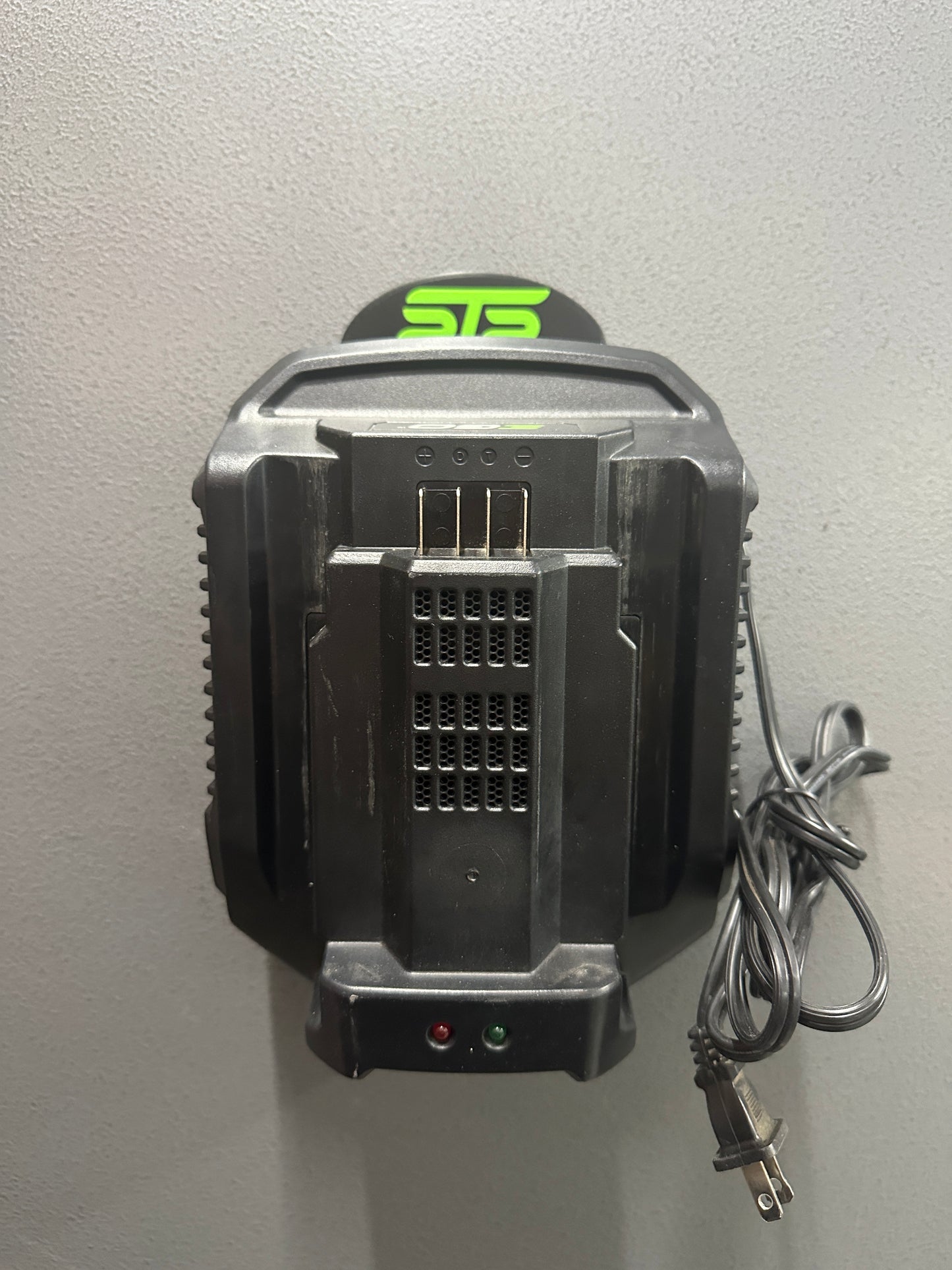 STS Auto Design EGCH2100 - Magnetic Charger Mount For EGO 56V Battery Charger