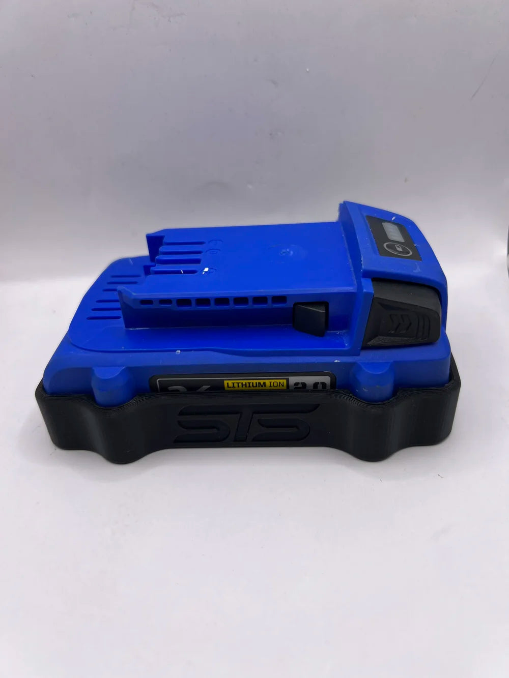 STS Auto Design KB2020 – Kobalt 20V 2.0Ah Magnetic Battery Cover