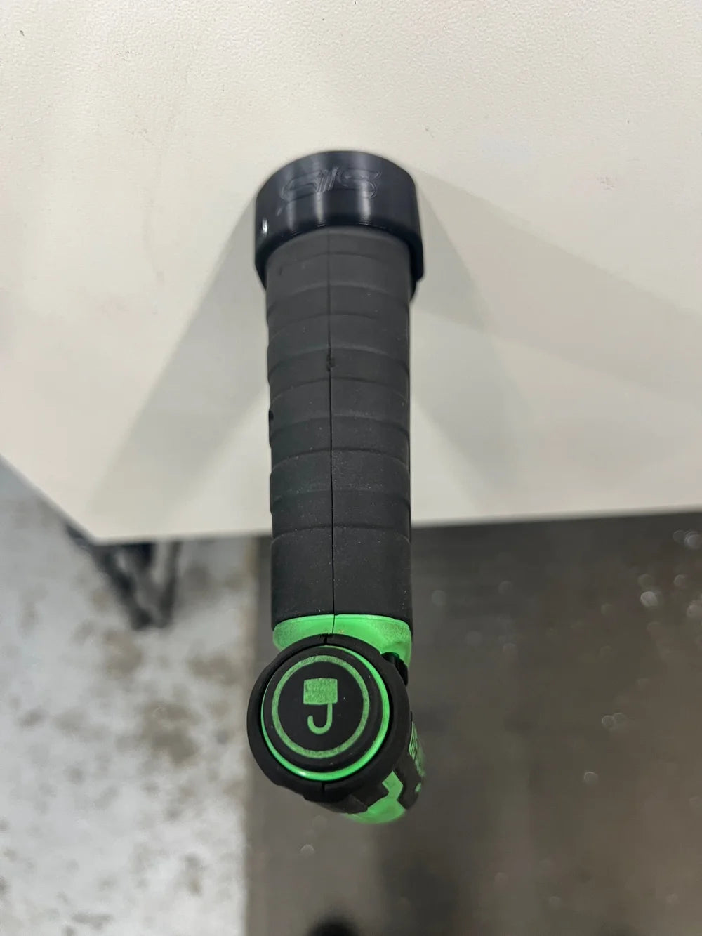 STS Auto Design Tools Magnetic Torch Holder – SNT300